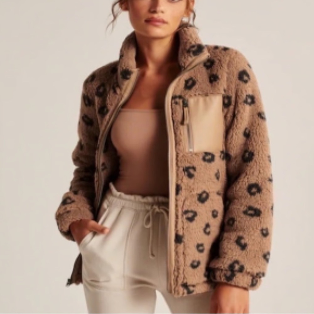 Abercrombie and Fitch leopard print Sherpa zip up jacket